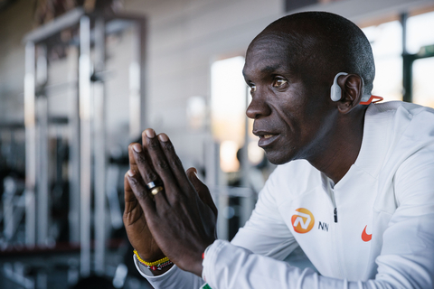 Eliud Kipchoge x SHOKZ