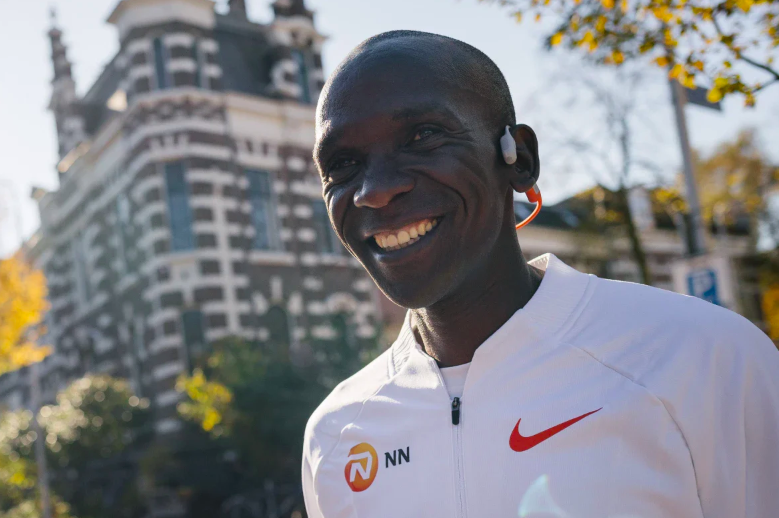 Eliud Kipchoge x SHOKZ